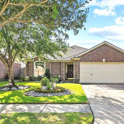 3287 Gladewater Ln, League City, TX 77573