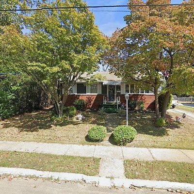 329 Murray Ave, Bellmawr, NJ 08031