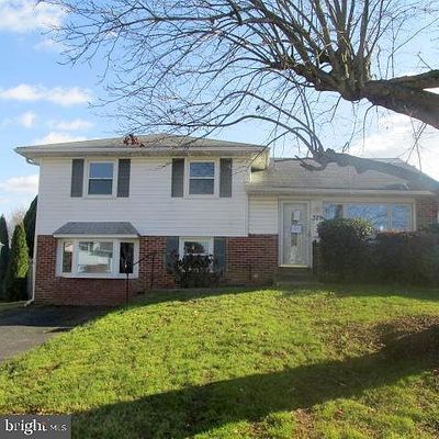 329 N Central Blvd, Broomall, PA 19008