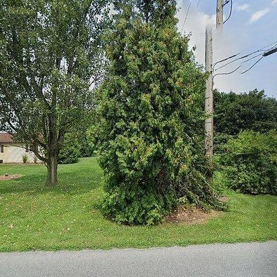 329 S View Rd, Fleetwood, PA 19522