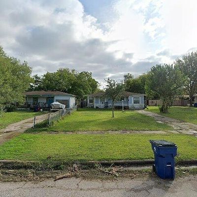 33 17 Th Ave N, Texas City, TX 77590