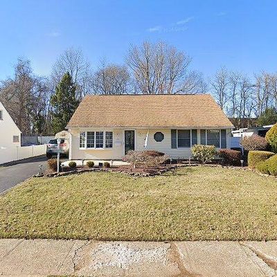 33 Caldwell Rd, Edison, NJ 08817