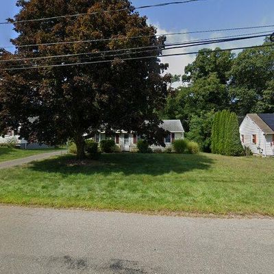 33 Gwen Rd, Meriden, CT 06451