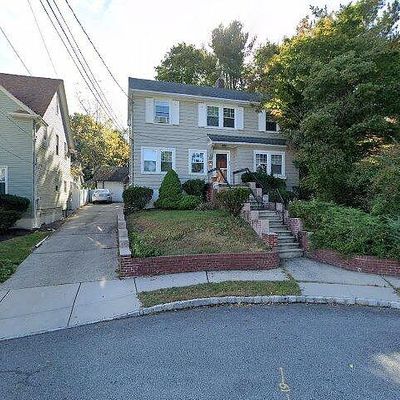 33 Mckinley Ave, West Orange, NJ 07052