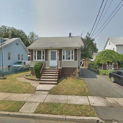 33 Union St, Moonachie, NJ 07074