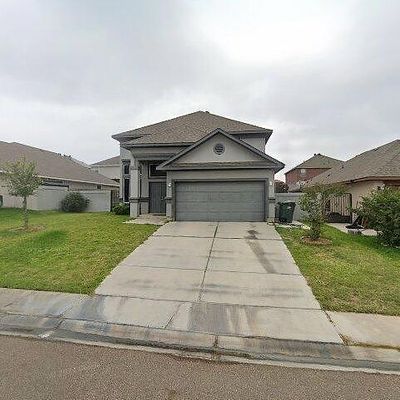 330 Altozano Dr, Laredo, TX 78045