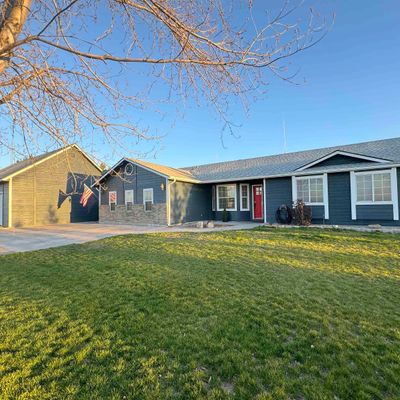 3301 Sw Smith Rd, Mountain Home, ID 83647