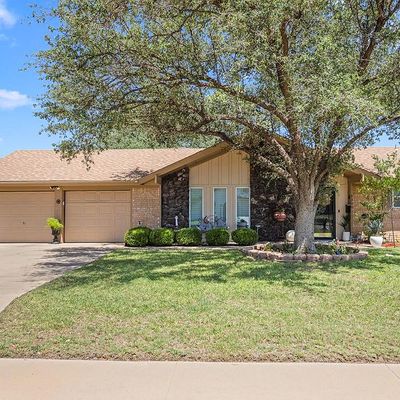 3306 Windsor Dr, Midland, TX 79707