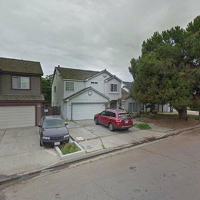 3315 N Dewey Ave, Fresno, CA 93722