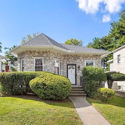 332 Hillside Ave, Leonia, NJ 07605