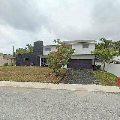 3320 Ne 16 Th Ct, Fort Lauderdale, FL 33305