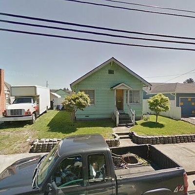 3325 F St, Eureka, CA 95503