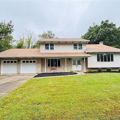 3325 Glendon Rd, Bethlehem, PA 18017