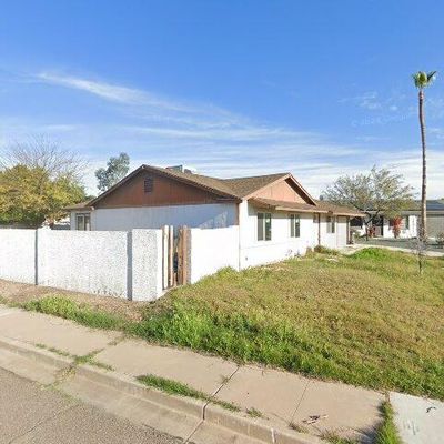 3330 E Gelding Dr, Phoenix, AZ 85032