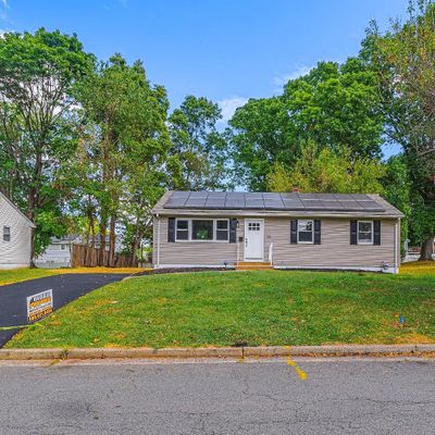 335 Chestnut Pl, Piscataway, NJ 08854