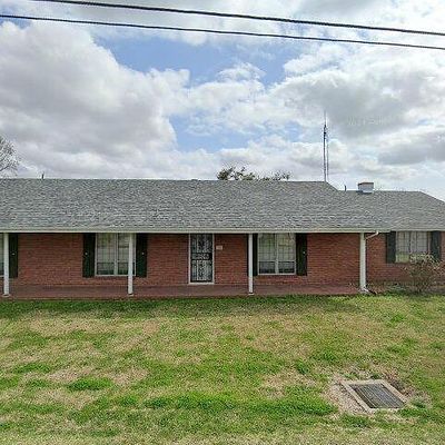 335 New Haven St, Raceland, LA 70394