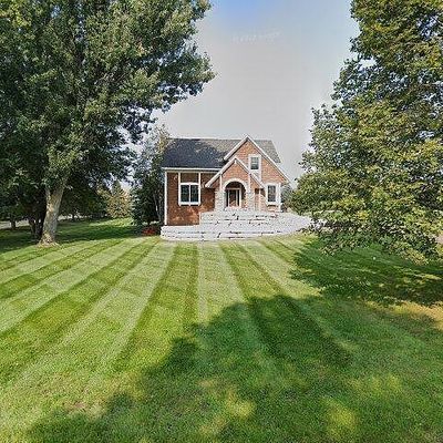 336 Lindsay Rd, Hudson, WI 54016