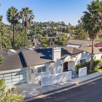 3366 Charleston Way, Los Angeles, CA 90068