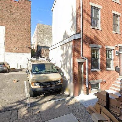 338 S Hicks St, Philadelphia, PA 19102