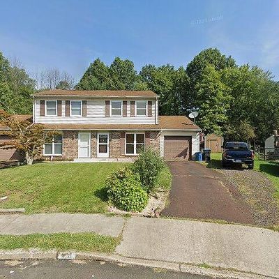 34 Lucky Ln, Quakertown, PA 18951