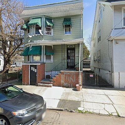 34 Smith St, Newark, NJ 07106