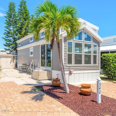 342 Carousel Ln, Melbourne Beach, FL 32951