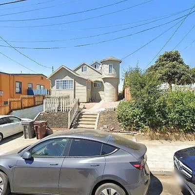 3427 Laguna Ave, Oakland, CA 94602