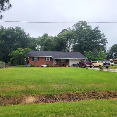 3428 Surry Ln, Goldsboro, NC 27530