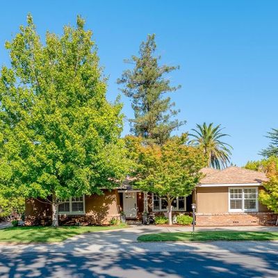 345 Arboleda Dr, Los Altos, CA 94024