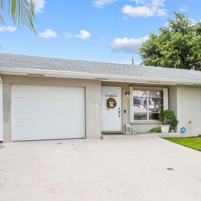 310 Wellesley Dr, Lake Worth Beach, FL 33460