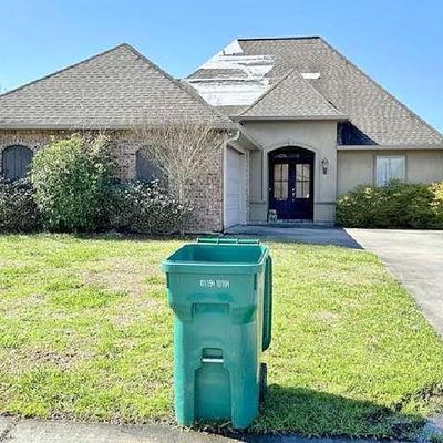 31019 Lake Spring Dr, Walker, LA 70785