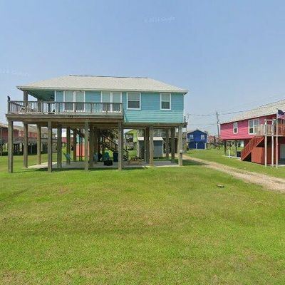 311 Olive St, Freeport, TX 77541