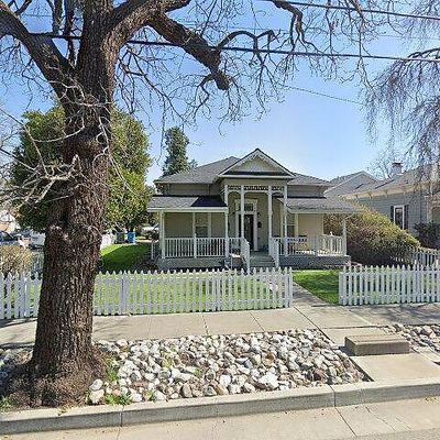 311 S 1 St St, Dixon, CA 95620