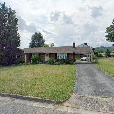 311 Valleydale Ave, Salem, VA 24153