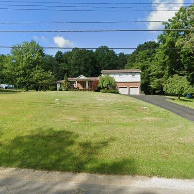 3110 Ellwood Rd, New Castle, PA 16101