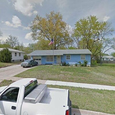 3110 Sw 30 Th Ter, Topeka, KS 66614