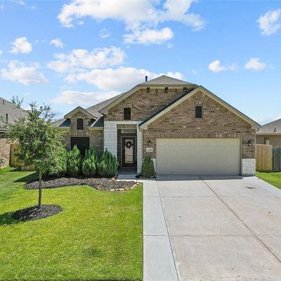 3114 Royal Albatross Dr, Texas City, TX 77590