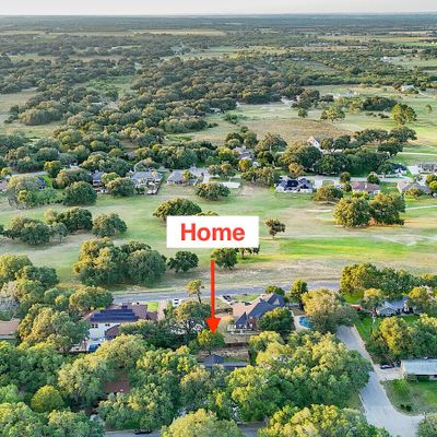 312 Sollock Dr, Devine, TX 78016