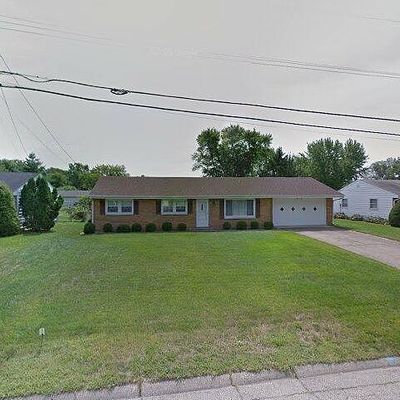 313 E Roger Dr, Trenton, OH 45067