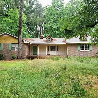 313 Linda Dr, Tucker, GA 30084