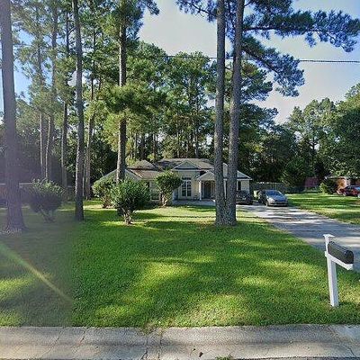 313 S Maple Dr, Hinesville, GA 31313