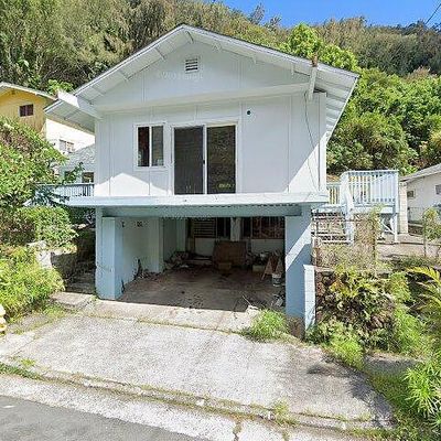 3133 Nihi St, Honolulu, HI 96819