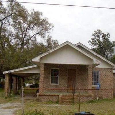 314 Delaware St, Chickasaw, AL 36611