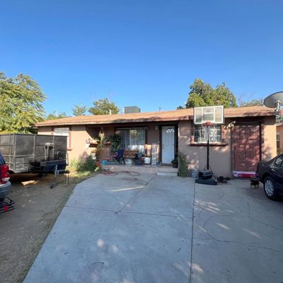 315 S Hayes St, Bakersfield, CA 93307