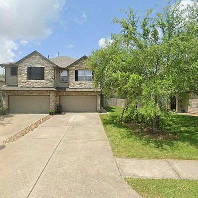 317 Brandy Ridge Ln, Dickinson, TX 77539