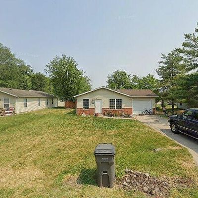 317 W Elm St, Millersburg, IN 46543