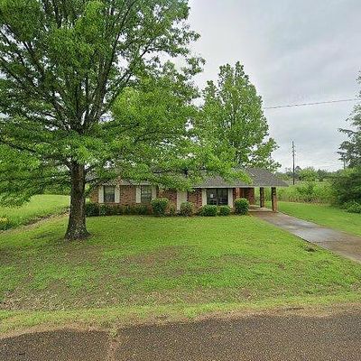 318 Middle St, Okolona, MS 38860