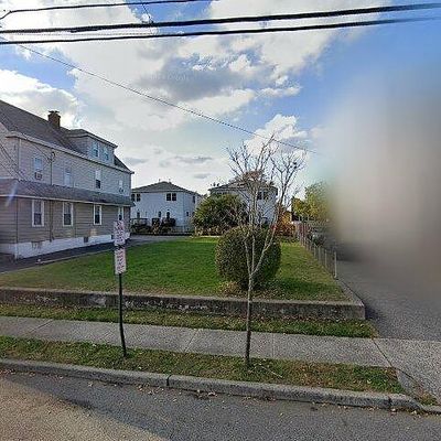 318 Union St, Carlstadt, NJ 07072