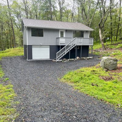 319 Whippoorwill Drive, Bushkill, PA 18302