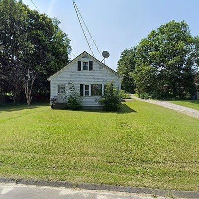 32 Baker St, Lanesborough, MA 01237